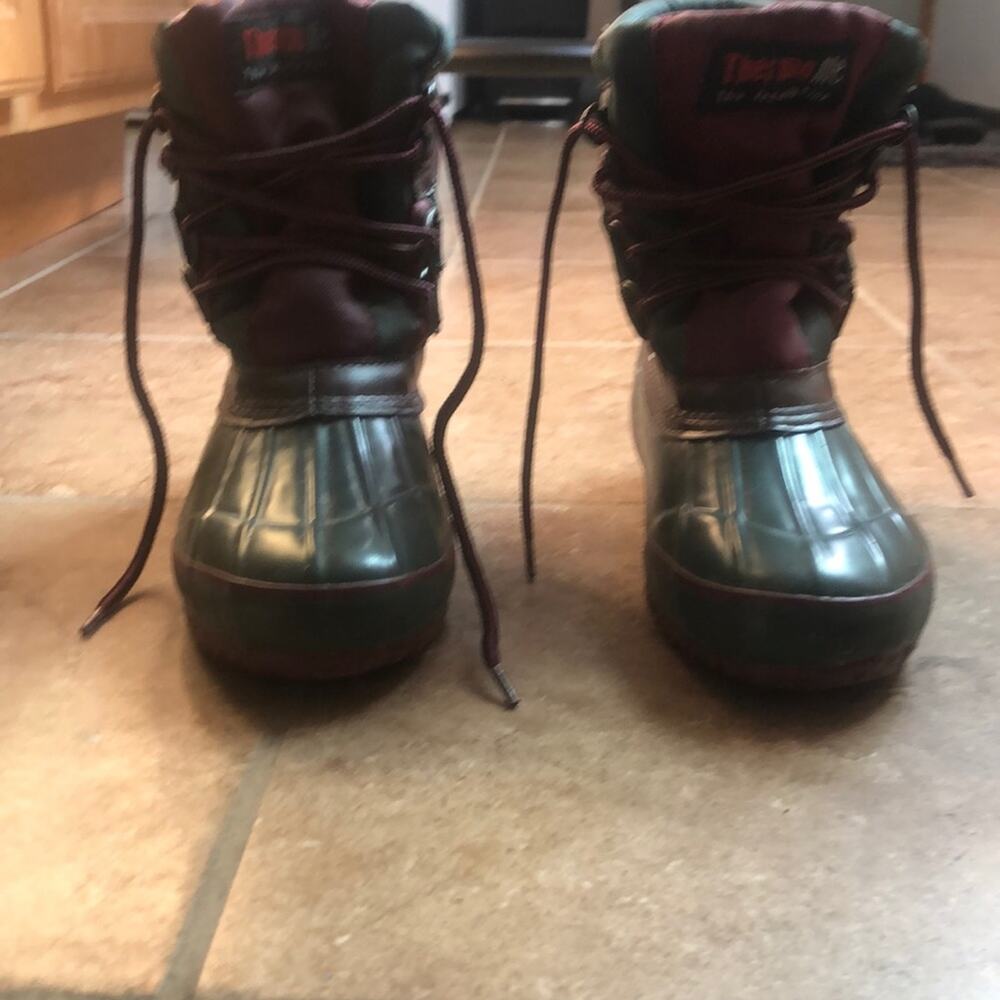 Duck Boots - Picture 2 of 9